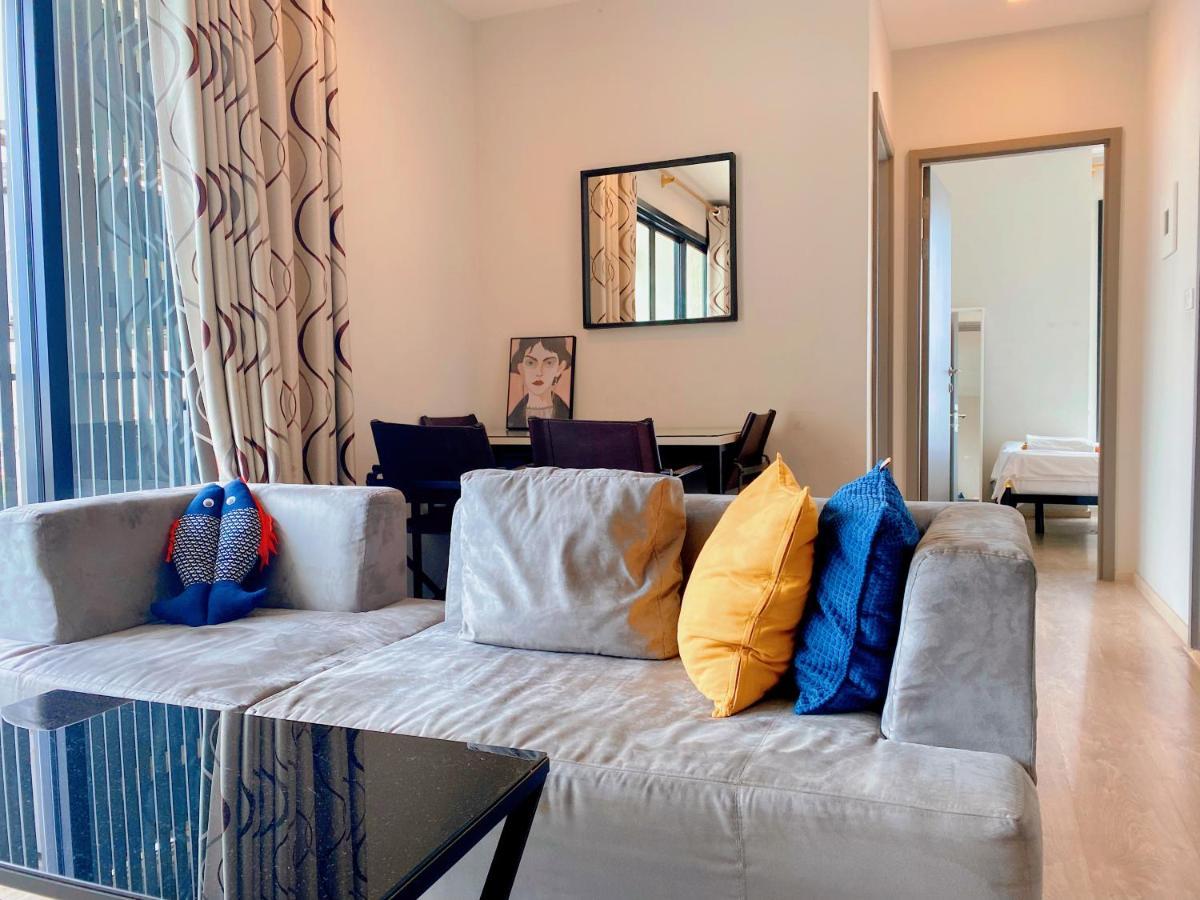 The Base Seaview Holiday Inn Патая Екстериор снимка