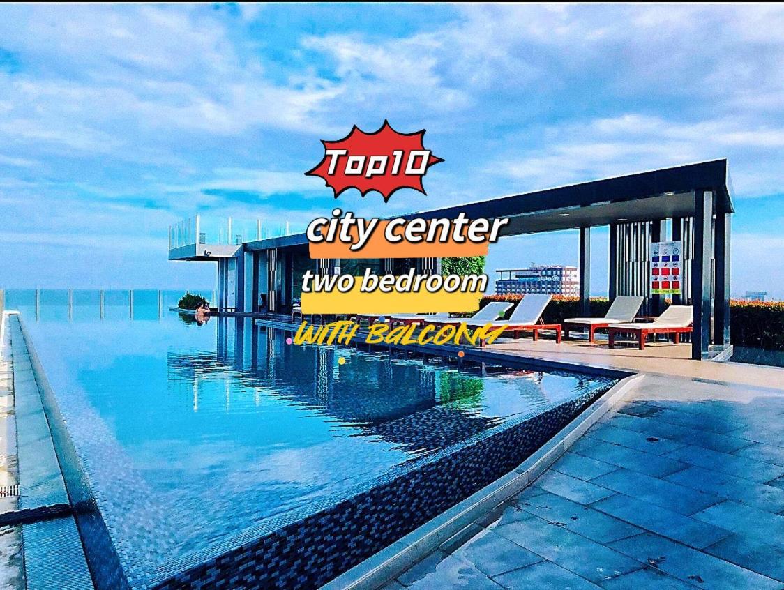 The Base Seaview Holiday Inn Патая Екстериор снимка