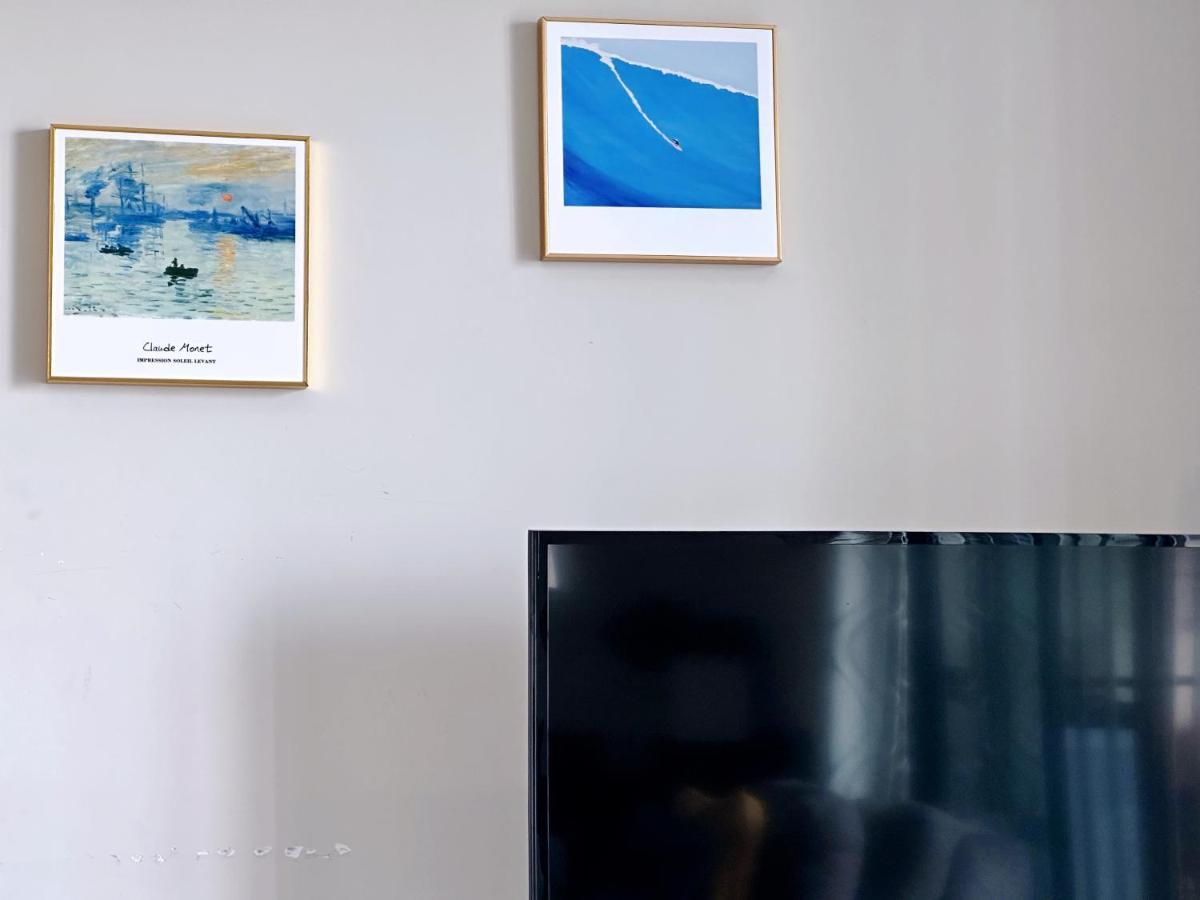 The Base Seaview Holiday Inn Патая Екстериор снимка